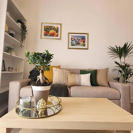 Hanura Two - Bright 1bedroom With Balcony Apartment